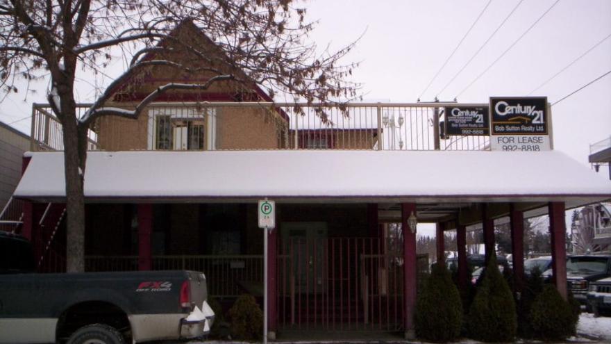 Hoy House - Front Elevation